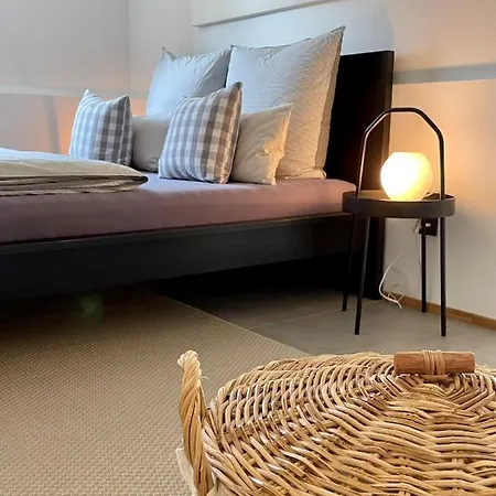 Tolle Le Gira Mit Eigenem Garten Apartment *