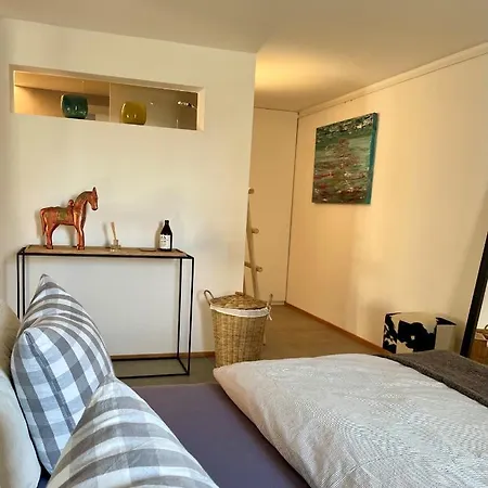 Апартаменты Tolle Le Gira Mit Eigenem Garten Констанц