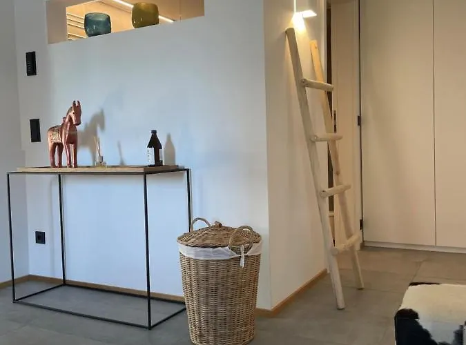 Tolle Le Gira Mit Eigenem Garten *